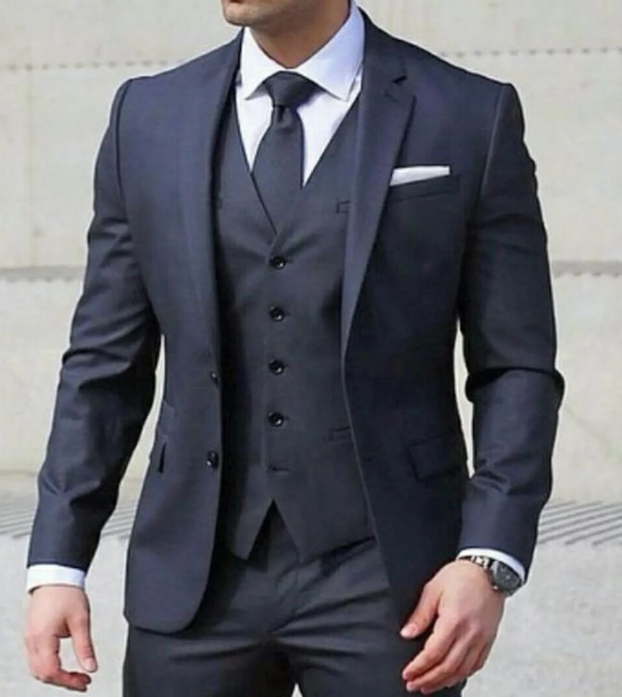 Abiti da uomo formali blu scuro per giacca da uomo da 3 pezzi da matrimonio con gilet di pantaloni con risvolto con risvolto nuo