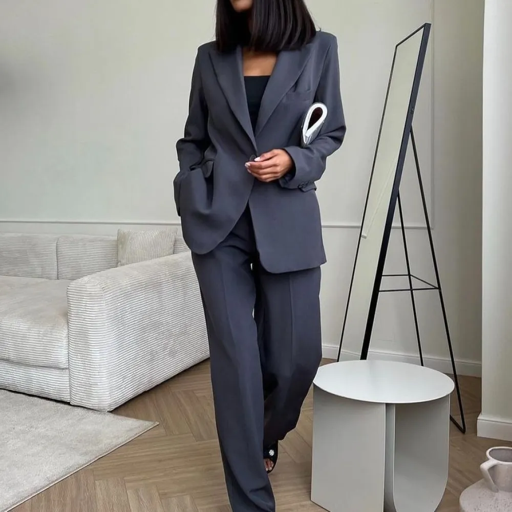 Abito da gilet in tre pezzi e abito da pantaloni da donna per pendolari in stile britannico nuovo autunno e inverno 2023