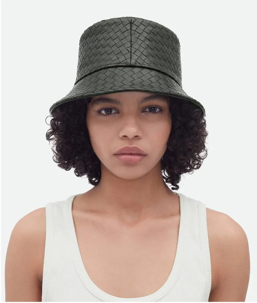 Cappello In Pelle Con Motivo Intrecciato 