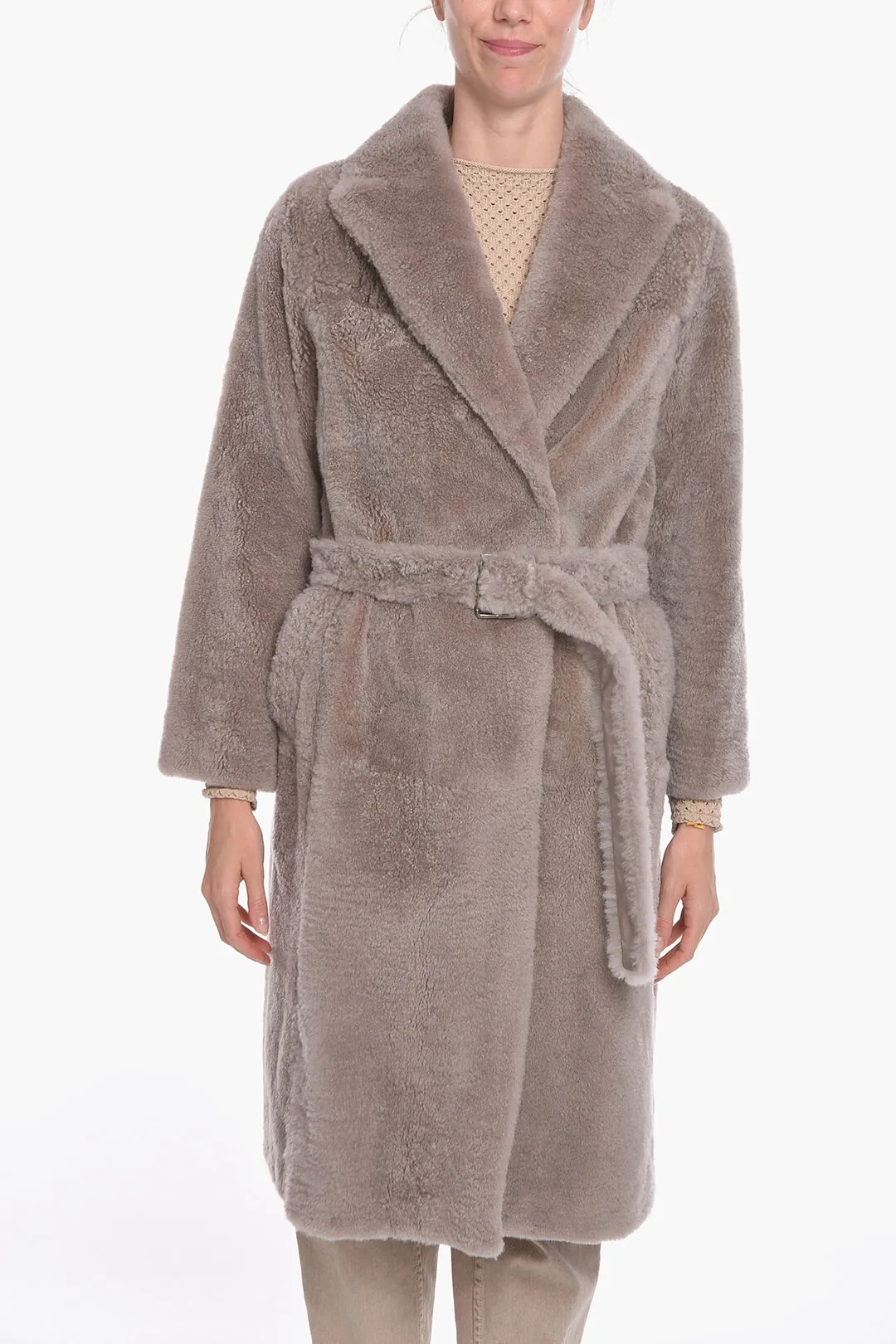 Cappotto Doppiopetto in Pelliccia di Capra Cashmere con Cintura