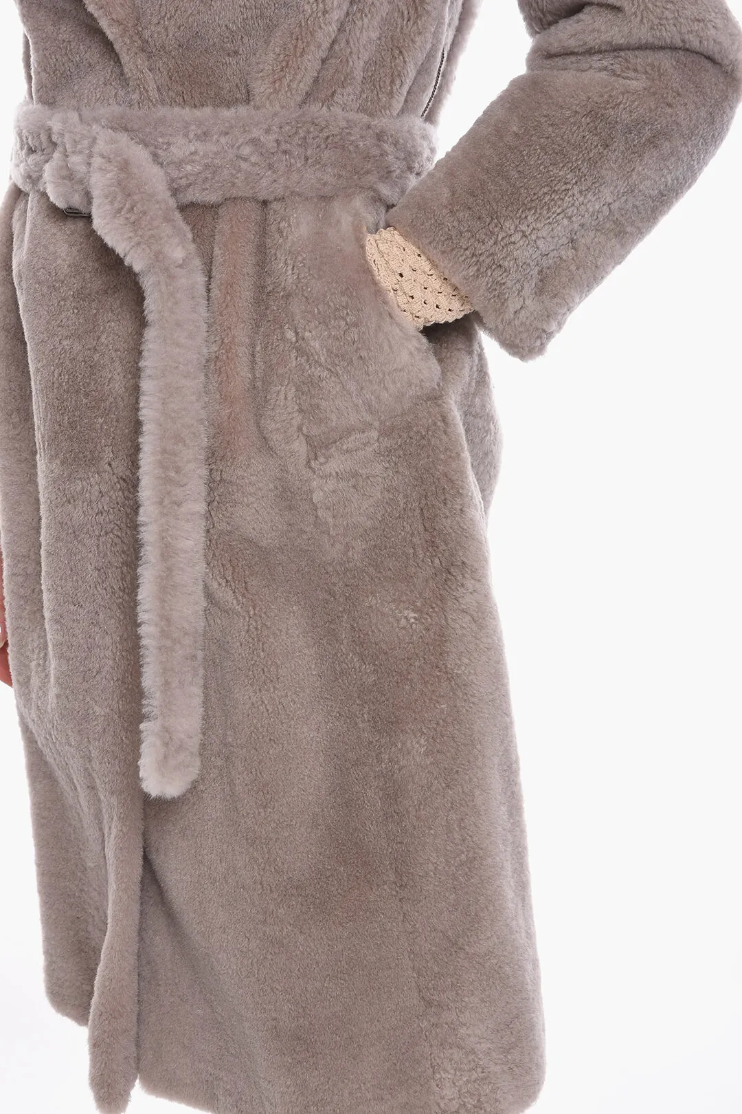 Cappotto Doppiopetto in Pelliccia di Capra Cashmere con Cintura