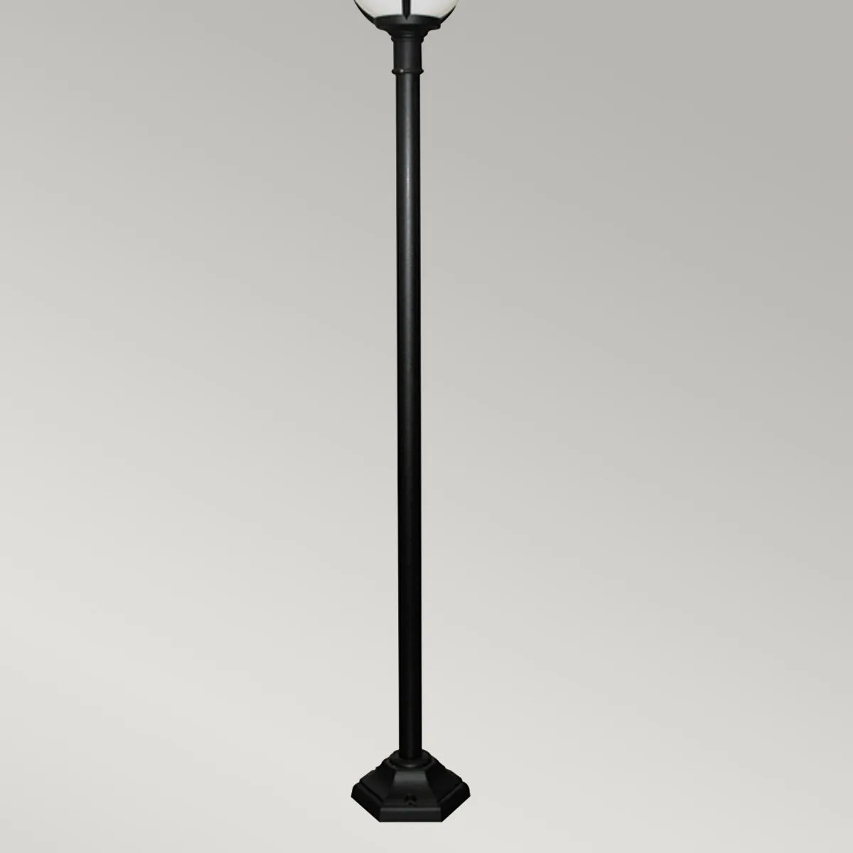 Elstead Lighting  Lampione da giardino per esterni in resina e diffusore in acrilico Glenbeigh - 100W