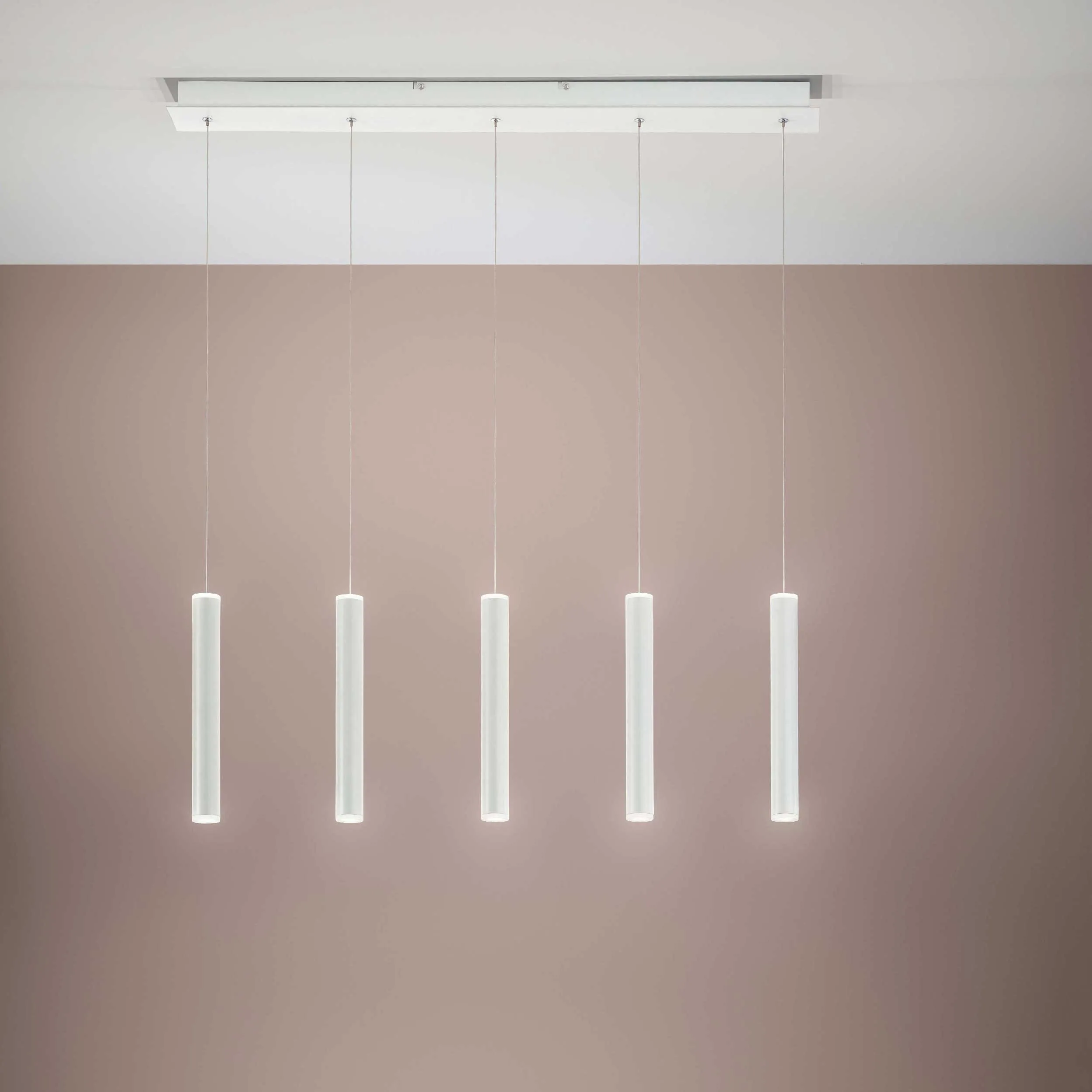 Fabas Luce  Lampada a sospensione a LED con 5 diffusori dalle linee moderne ed eleganti Prado - 33W - 3000k Luce Calda