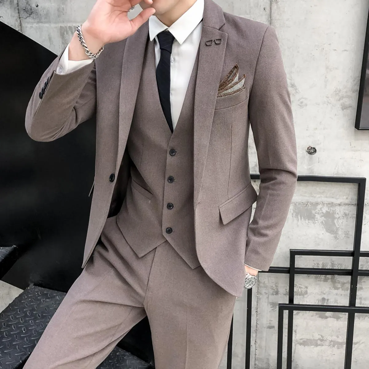(giacca + pantaloni + gilet) 2023 nuovi abiti da uomo 2 pezzi / 3 pezzi Set uomo business casual festa di nozze giacca maschile