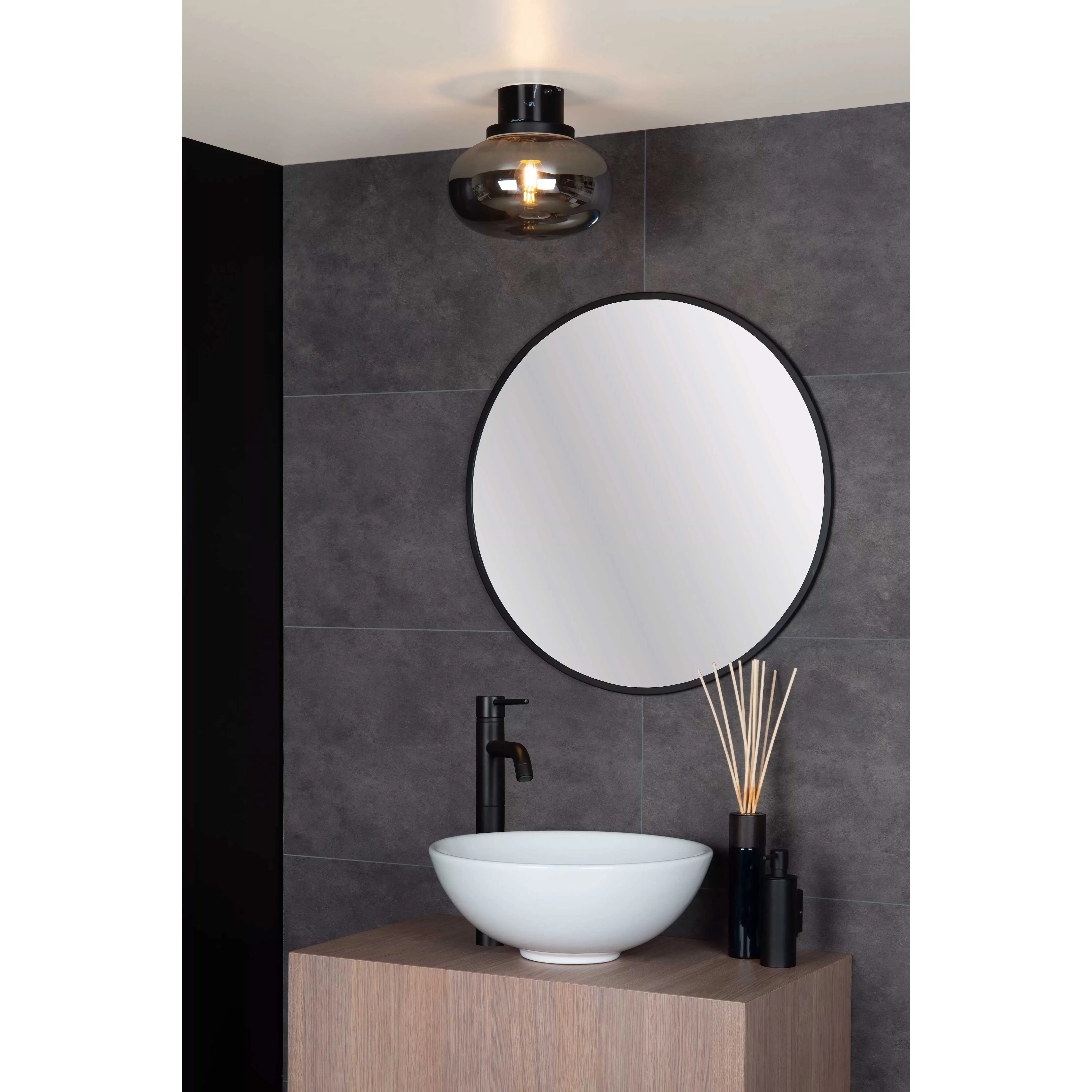 Lucide  Plafoniera con base in marmo diffusore in vetro dalle linee moderne ed eleganti Lorena - 40W