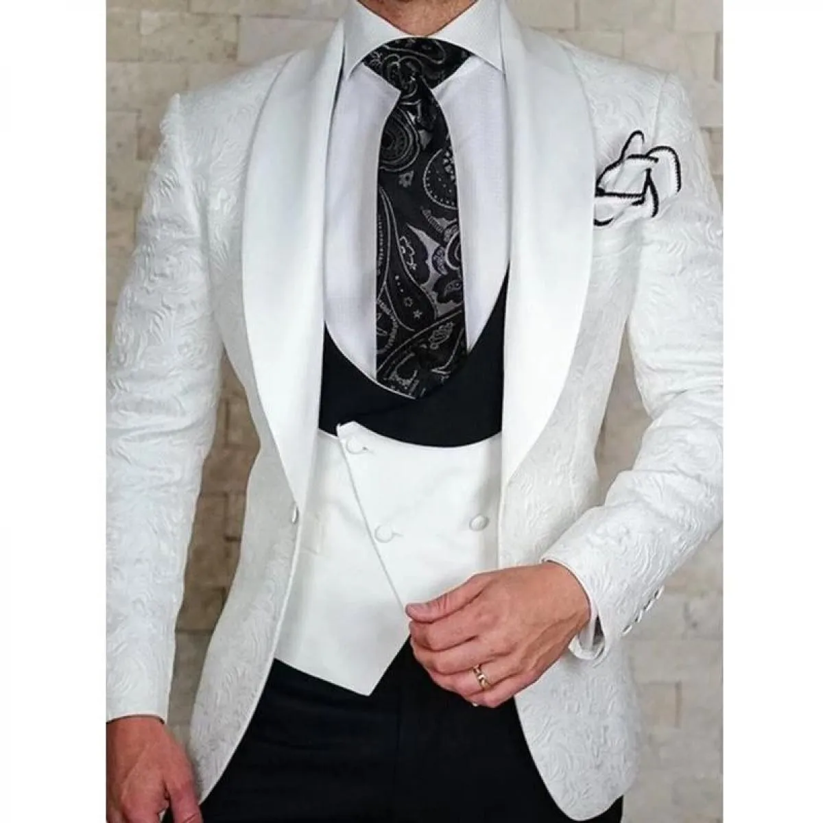 Smoking da matrimonio bianco floreale per lo sposo gilet doppiopetto slim fit in 3 pezzi con pantaloni neri Male Fashion Co